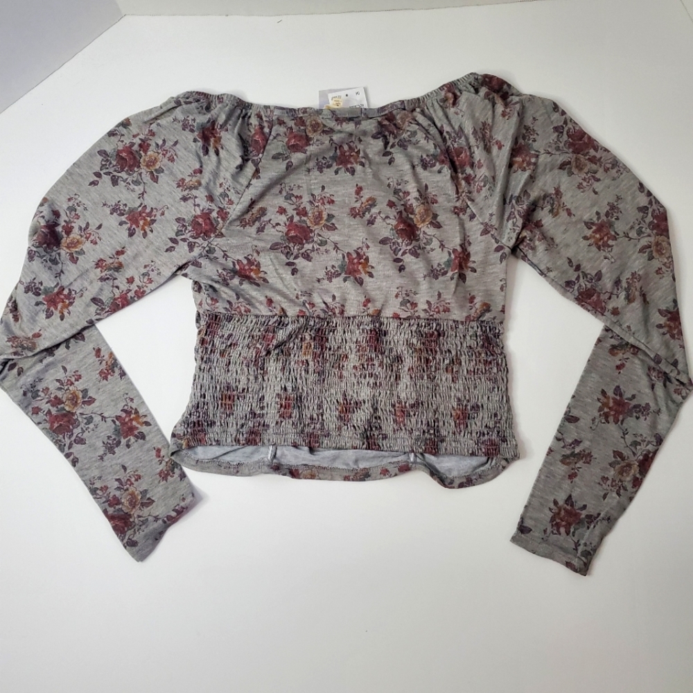 Jolt longsleeve gray floral crop top ruffle Blouse top